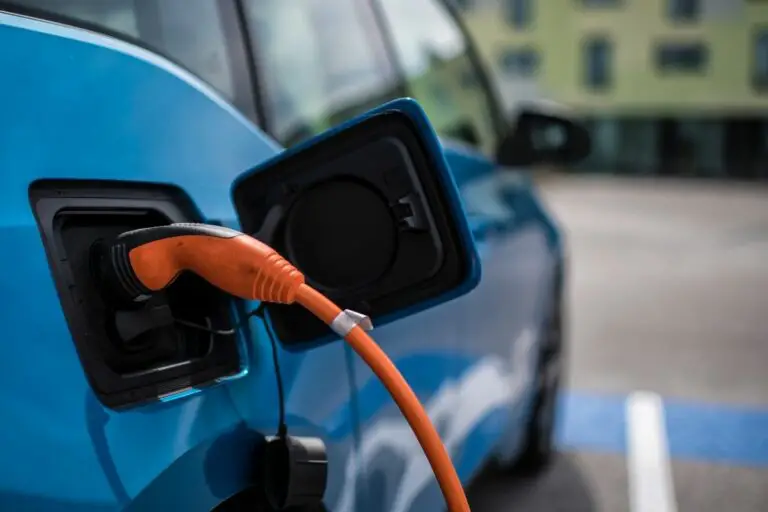 How Far Can An Electric Car Go On One Charge? EviUSA