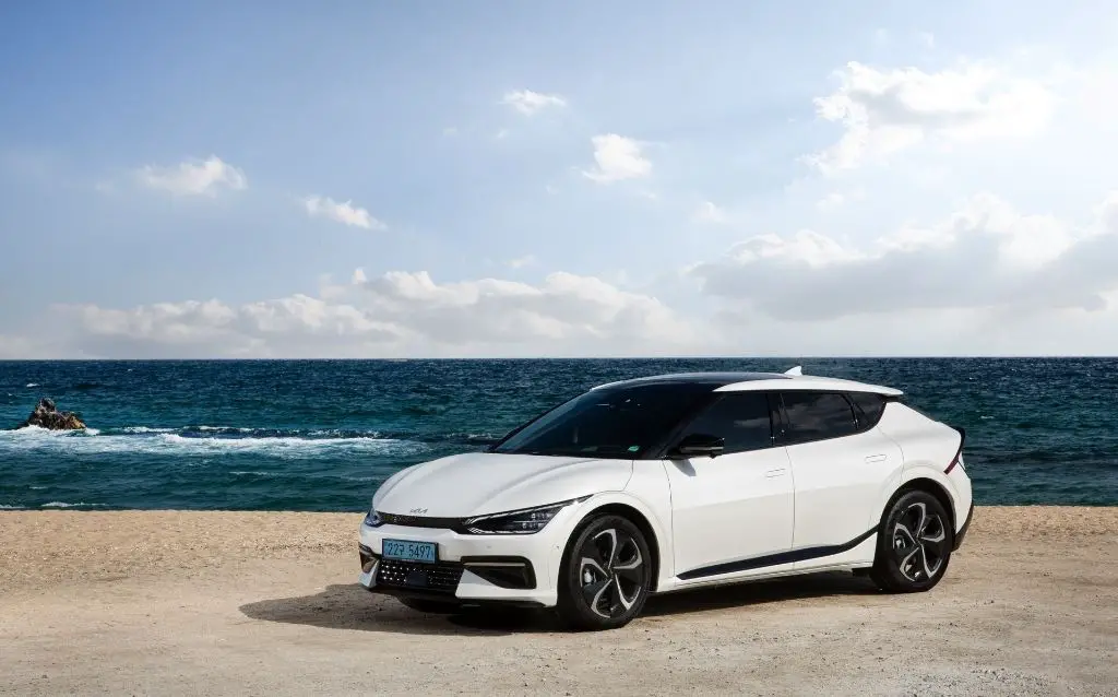 Self charging hybrid cars - Kia